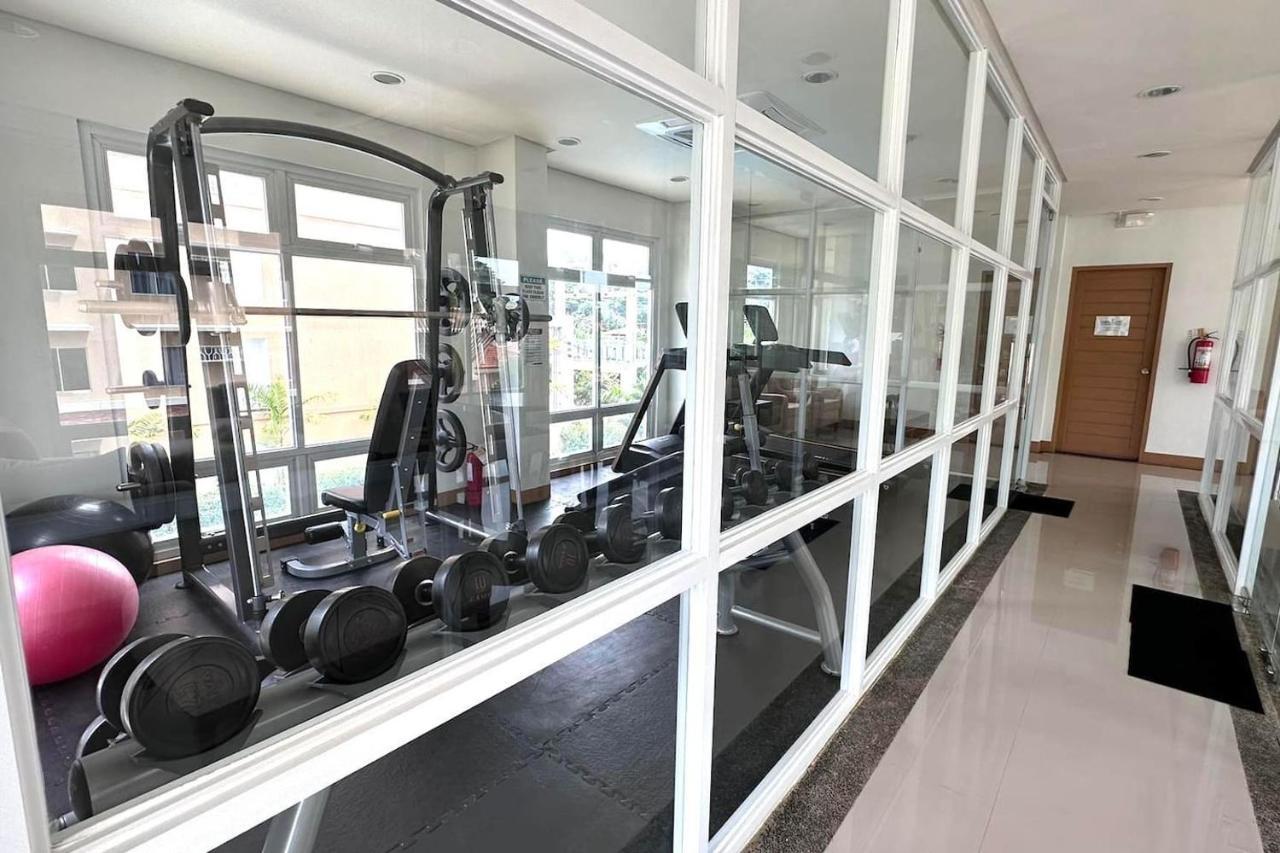 2 Bedroom And Studio Apartments With Private Pool And Gym In Vista Manors Verdant Puerto Princesa Exterior photo