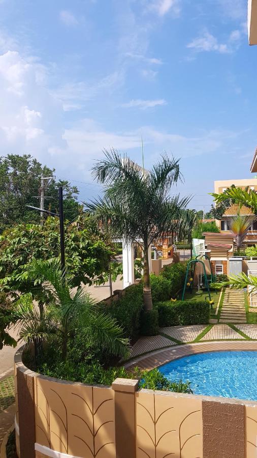 2 Bedroom And Studio Apartments With Private Pool And Gym In Vista Manors Verdant Puerto Princesa Exterior photo